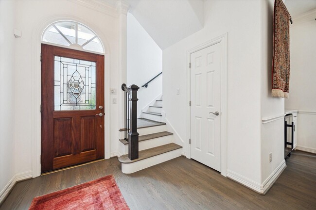 2842 Briarhurst Park