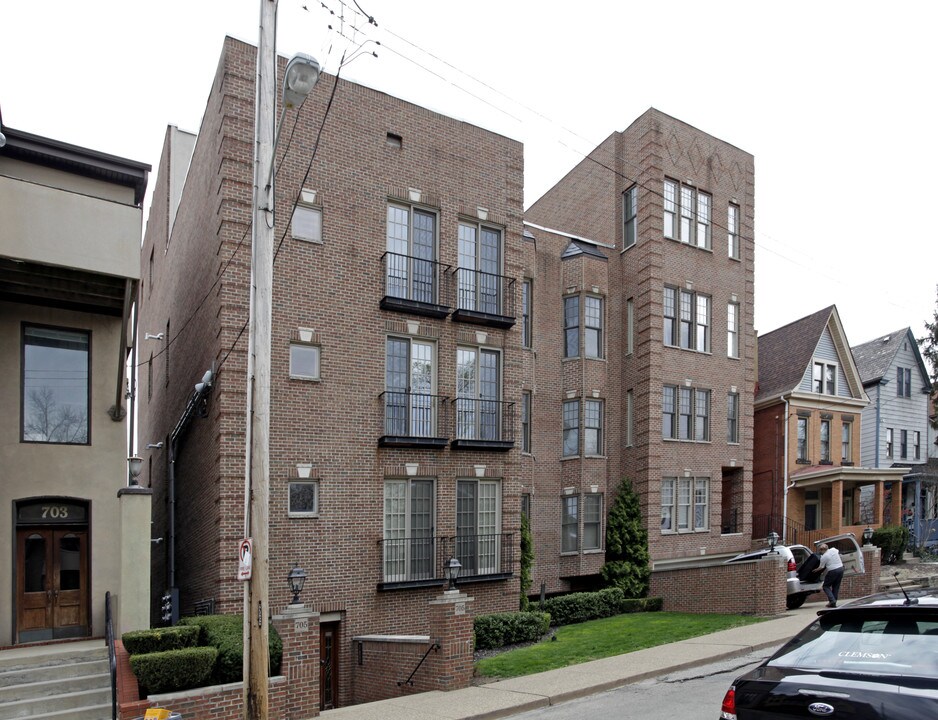 The Copeland in Pittsburgh, PA - Building Photo