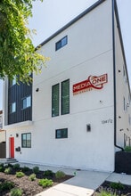 1341 N Mariposa Ave in Los Angeles, CA - Building Photo - Building Photo