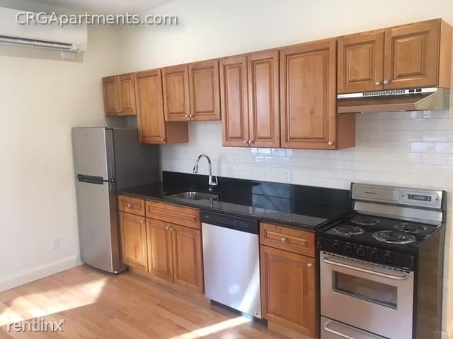 379 Harvard St-Unit -Apt 2 in Cambridge, MA - Building Photo