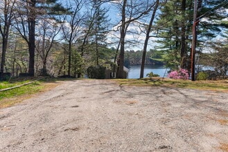 46 Emerson Dr in Windham, ME - Building Photo - Building Photo