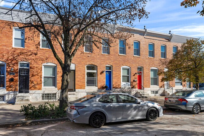341 S Macon St. in Baltimore, MD - Building Photo - Building Photo
