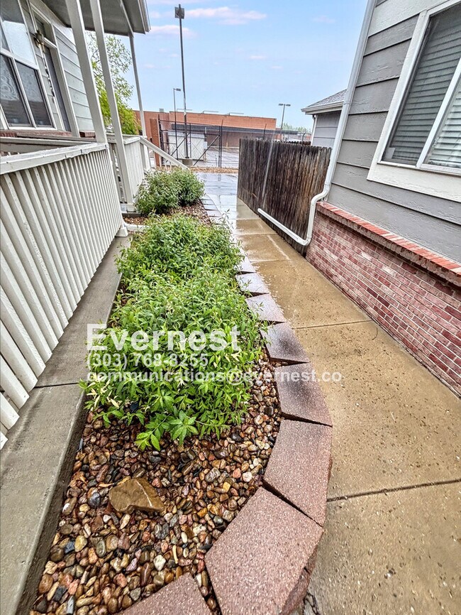 1922 Depew St in Edgewater, CO - Building Photo - Building Photo