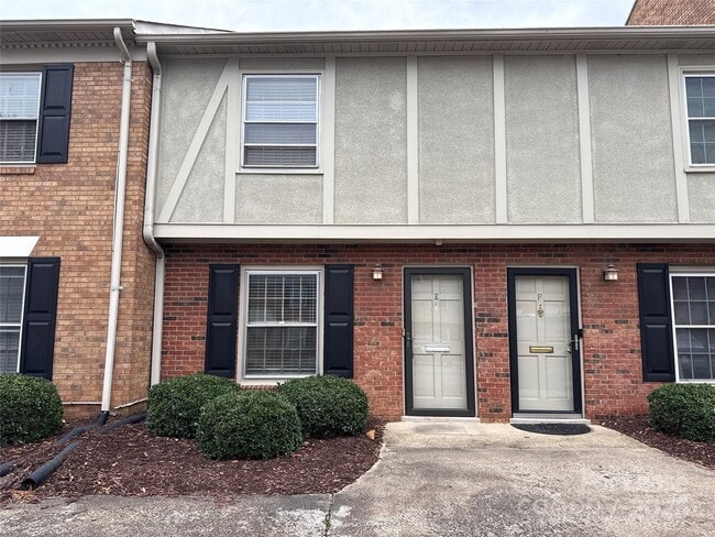 property at 3722 Park Rd