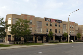 75 Colonnade Rd in Ottawa, ON - Building Photo - Building Photo