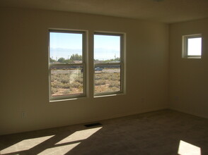 3036 Walsh Loop SE in Rio Rancho, NM - Building Photo - Building Photo