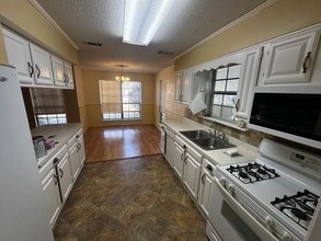 2107 Mallard St in Slidell, LA - Building Photo - Building Photo