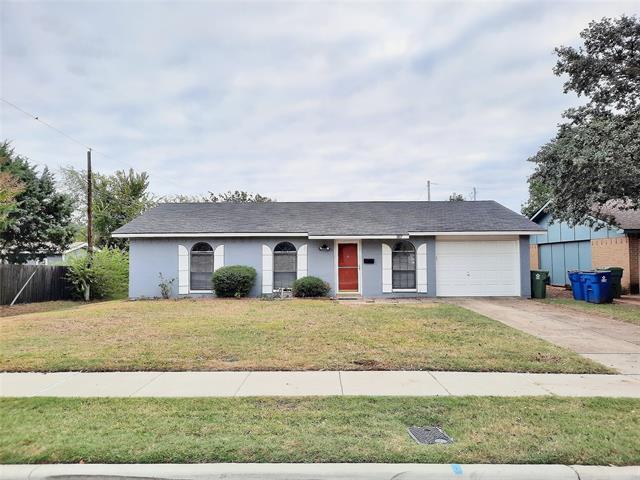 property at 911 Elmwood Dr