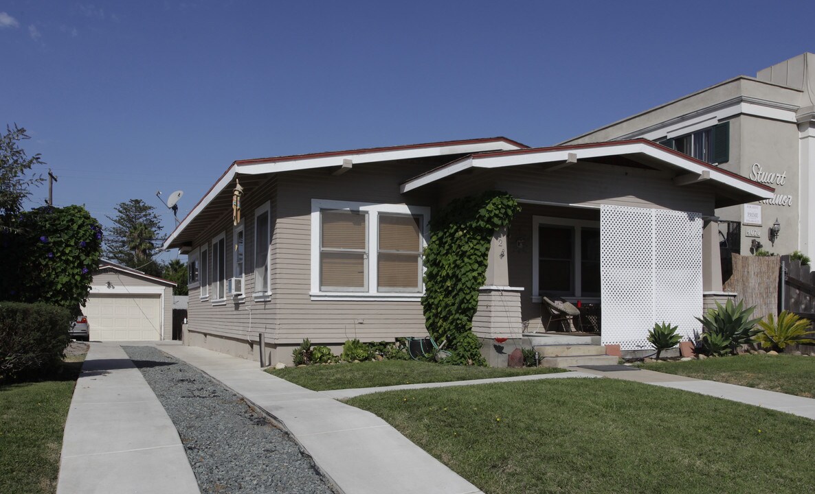 4062-4064 Mississippi St in San Diego, CA - Foto de edificio