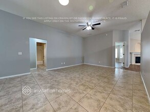 1800 Northglen Cir in Middleburg, FL - Building Photo - Building Photo