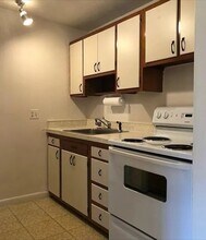 197 Kent St in Brookline, MA - Building Photo - Building Photo
