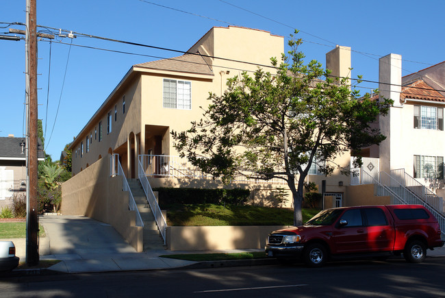 717 Main St in El Segundo, CA - Foto de edificio - Building Photo