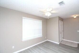 6923 Cedar Ridge Cir in Milton, FL - Building Photo - Building Photo