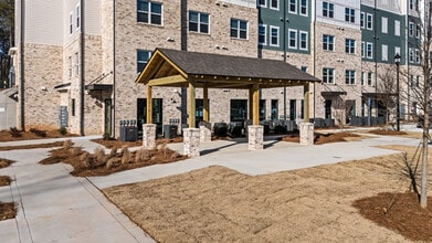 Aurora 55+ Active Adult in Decatur, GA - Foto de edificio - Building Photo