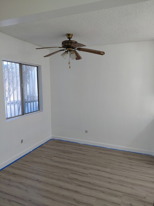 4081 W 141st St in Hawthorne, CA - Building Photo - Building Photo