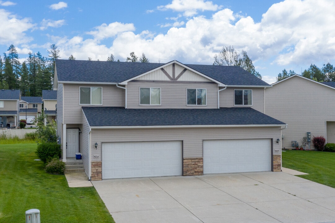 Mountain View Duplexes, Ponderay, LLC in Ponderay, ID - Building Photo