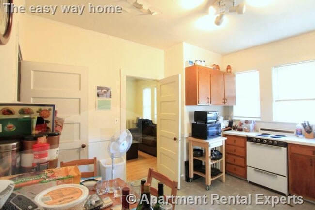 property at 8 Forest St