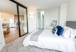 2645 N Clark St in Chicago, IL - Building Photo - Building Photo