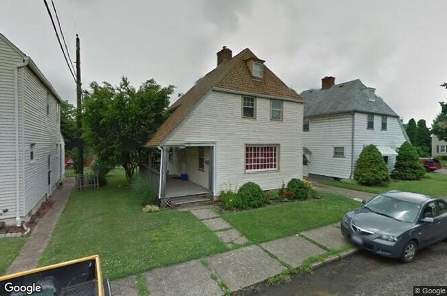 1390 Ivydale Ave SW