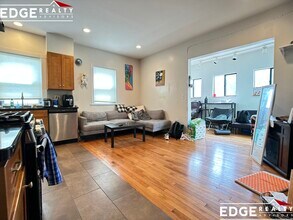 44 Newcastle Rd in Boston, MA - Building Photo - Building Photo