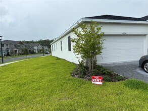 13256 Pergola Ave in Orlando, FL - Building Photo - Building Photo