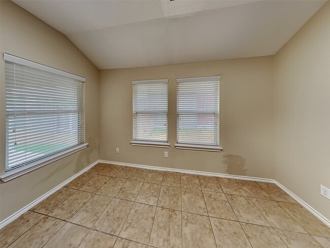 9215 Birch Springs Dr