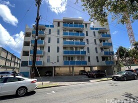 1545 Liona St in Honolulu, HI - Building Photo