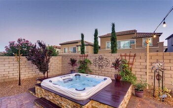 11919 Fisterra Ct in Las Vegas, NV - Building Photo - Building Photo