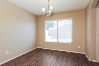 11249 W Phillip Jacob Dr in Surprise, AZ - Foto de edificio - Building Photo