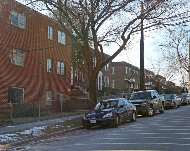 431 Brandywine St SE in Washington, DC - Foto de edificio - Building Photo