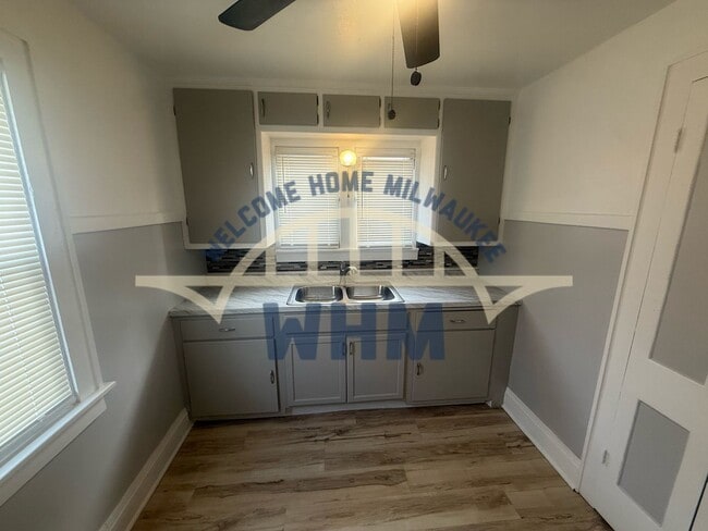 3602 N 41st St in Milwaukee, WI - Building Photo - Building Photo