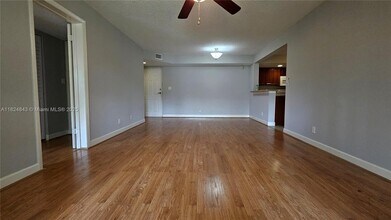 10121 W Sunrise Blvd, Unit 105 in Plantation, FL - Building Photo - Building Photo
