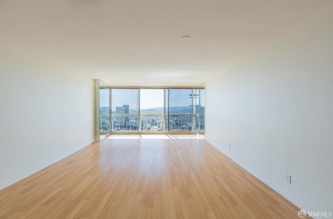 2200 Sacramento St in San Francisco, CA - Building Photo - Building Photo