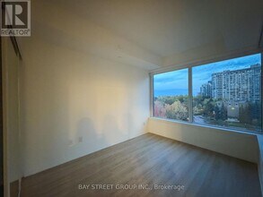 75 Canterbury Pl in Toronto, ON - Building Photo - Building Photo