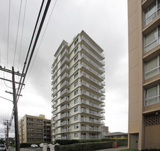 Punahou Vista Apartments in Honolulu, HI - Building Photo - Building Photo