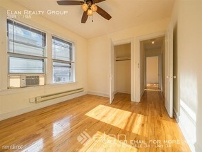 1127 W Oakdale Ave-Unit -Unit 3A in Chicago, IL - Building Photo - Building Photo