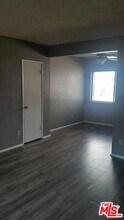 5641 Halbrent Ave-Unit -9 in Los Angeles, CA - Building Photo - Building Photo