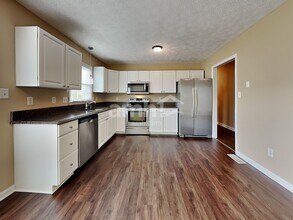 541 Clyde Dr in Winston-Salem, NC - Building Photo - Building Photo