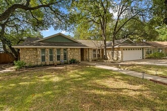10305 Caracara Dr in Austin, TX - Building Photo - Building Photo