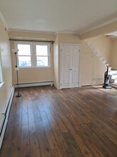 7 Summer St, Unit #2 in Nashua, NH - Foto de edificio - Building Photo