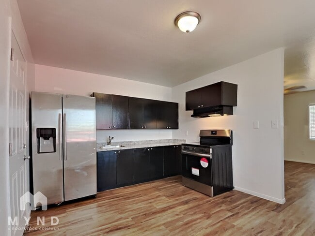 property at 9163 W Washington St