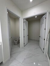 16483 Hillsborough Blvd in Port Charlotte, FL - Foto de edificio - Building Photo