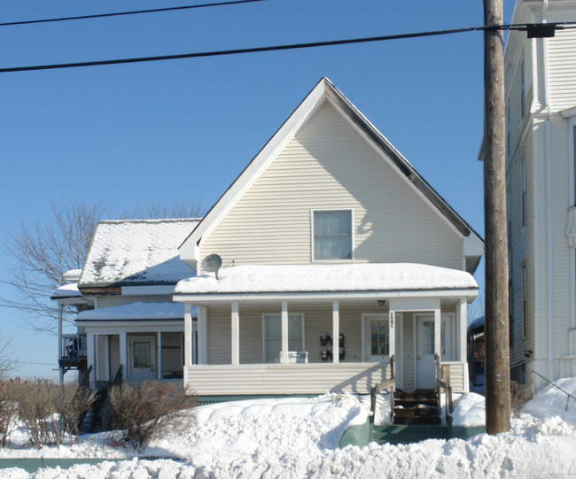 358 Main St in Biddeford, ME - Foto de edificio - Building Photo