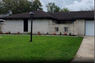 2023 Barnsley Ln in Houston, TX - Building Photo