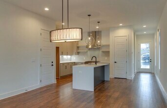3325 Felicia St in Nashville, TN - Building Photo - Building Photo