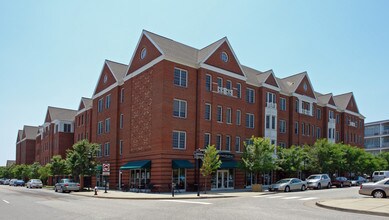 The Arbors at Port Warwick in Newport News, VA - Building Photo - Building Photo