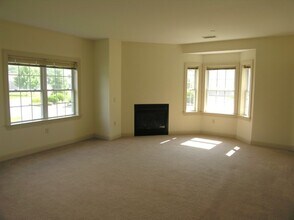 2 Abbott Ln-Unit -1 in Concord, MA - Building Photo - Building Photo