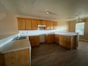 3406 Cantabrian Dr in Killeen, TX - Building Photo - Building Photo