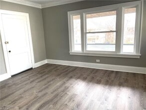 2119 Waterbury Rd in Lakewood, OH - Building Photo - Building Photo