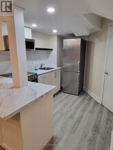 3682 Indigo Crescent in Mississauga, ON - Building Photo - Building Photo